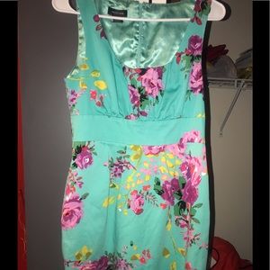 Colorful sundress w/ pockets
